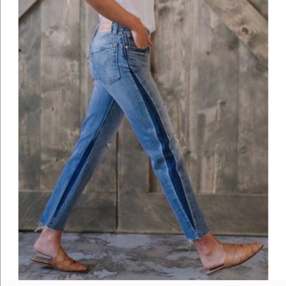 Levi’s 501 Button Fly Jeans - Picture 3 of 8